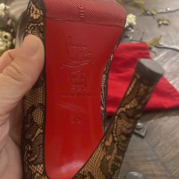 Christian Louboutin used very prive peep toe platform pumps - Picture 2 of 4